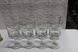 lot 344 image: Christmas stemware