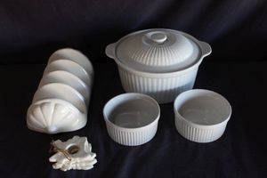 lot 350 image: Ceramic cookware and taco holder