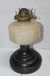 lot 355 image: Vintage oil lamp