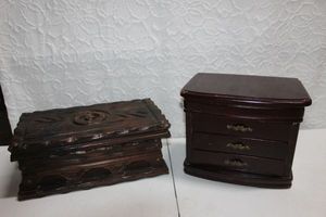lot 389 image: Wooden Storage Box and Jewelry Box