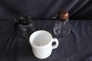 lot 406 image: Milk White Cup and Dispinsers