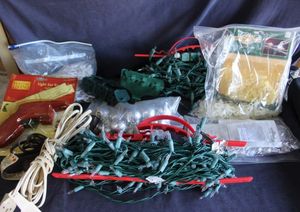 lot 223 image: Christmas lights and clips