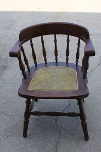 lot 429 image: Vintique Smokers Bow Chair