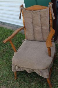 lot 473 image: Vintique Arm Chair