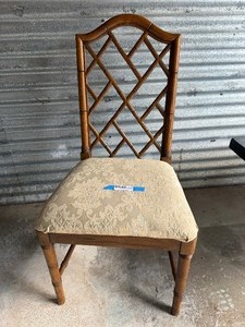 lot 220 image: Wicker back side chairs