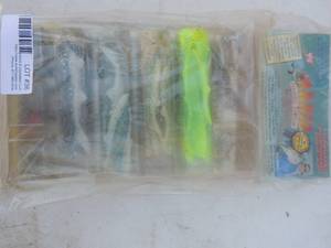 lot 36 image: Fishing Banjo lures
