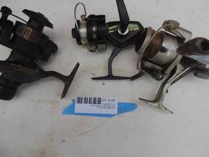 lot 197 image: Fishing reels x3