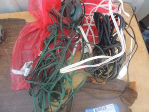 lot 268 image: Extension cords