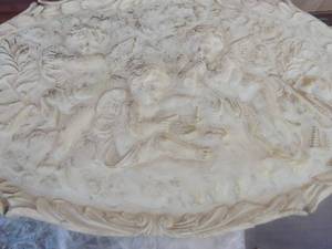 lot 286 image: Plaster wall hanging Angels