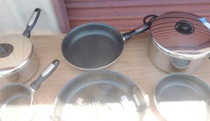 lot 336 image: T-Fal skillet NEW and cookware