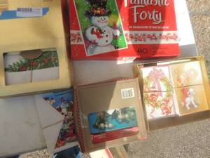 lot 389 image: Christmas cards