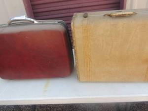 lot 395 image: Samsonite suitcase
