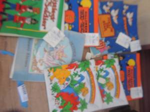 lot 424 image: Fabric kids book