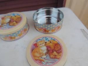 lot 437 image: Decorative cans