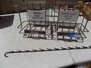 lot 465 image: Metal display rack for WEEKLEY World news and clip stick