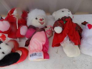 lot 502 image: Bears