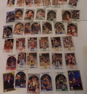 lot 364 image: Basketball cards 1989  1990