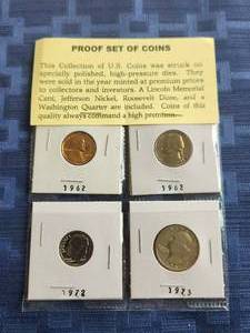 lot 29 image: Proof set of coins
