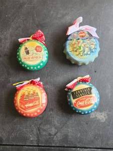 lot 73 image: Selection of 4 vintage collectible Coca Cola glass bottle cap Christmas ornaments