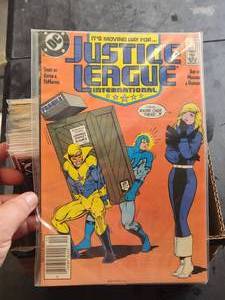lot 80 image: Generous selection of DC comics- Justice League International