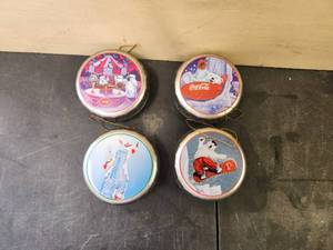 lot 108 image: Selection of 4 vintage metal Coca Cola tin ornaments