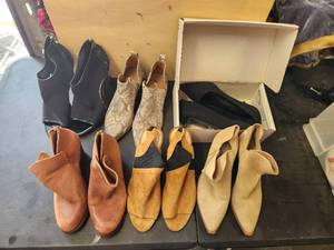 lot 134 image: Selection of 6 pairs of womens shoes - Gianni, Vince Camuto, etc