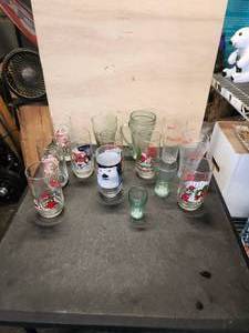 lot 164 image: Selection of Coca Cola glasses