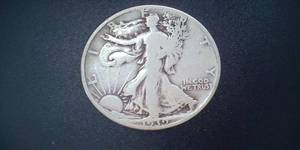 lot 82 image: 1939 Silver Walking Liberty Half Dollar