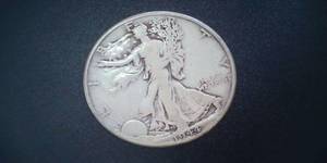 lot 87 image: 1944 Silver Walking Liberty Half Dollar