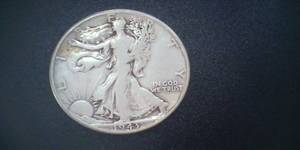 lot 90 image: 1943 Silver Walking Liberty Half Dollar