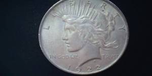 lot 110 image: 1922 Silver Peace Dollar