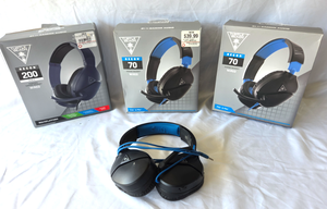 lot 526 image: Turtle Beach Recon 70 gaming gear headphones (4 total)