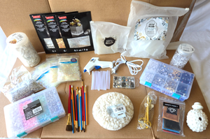 lot 541 image: Arts & Crafts supplies, acrylic beading gems, decorative filler, confetti glitter, brushes and more