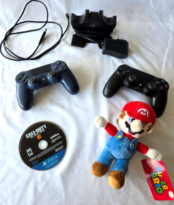 lot 550 image: PS4 Call of Duty game, gaming controllers and more