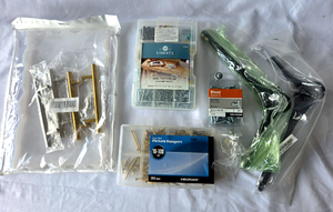 lot 598 image: Household hardware supplies