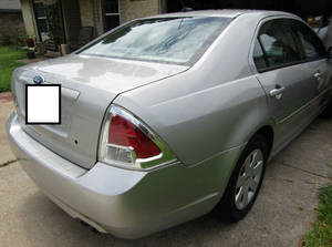 2007 Ford Fusion, new tires, new brakes, interior in excellent condition, NOTICE: MUST BE TOWED, - Broken motor mount, engine not aligned with drive train, one hose leaking.