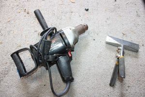 lot 93 image: Tools Craftsman 12 drill and Metal bending Duckbill pliers
