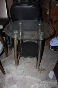 lot 158 image: Round glass top side table
