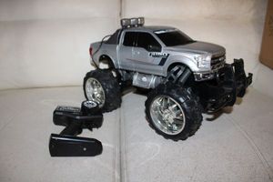 lot 169 image: Remote controlled truck