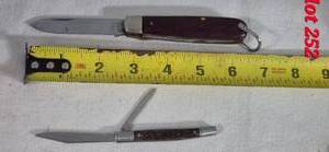 lot 252 image: Folding pocket knives