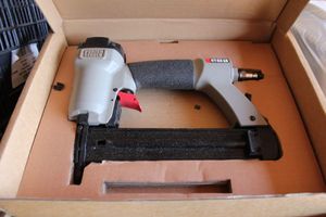 lot 199 image: Porter Cable nailer