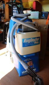 lot 100 image: Rug Doctor floor cleaner