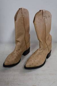 lot 306 image: Sand color ostrich boots size 8.5