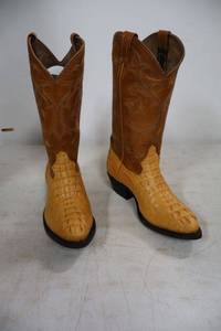 lot 311 image: Hacienda buttercup and brown color boots size 8.5