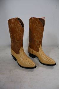 lot 317 image: Two tone brown leather boots size 9