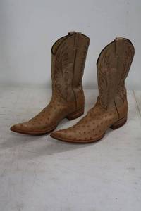 lot 154 image: Herrera Orix color ostrich boots size 8.5