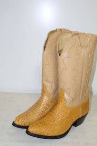 lot 163 image: Buttercup and bone color boots size 8.5