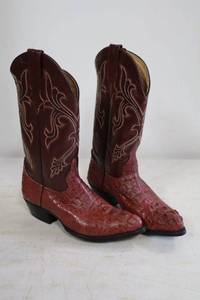 lot 186 image: MAS leather wine color boots size 9
