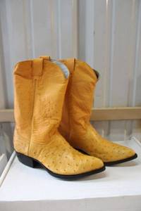 lot 23 image: Buttercup color ostrich boots size 9.510