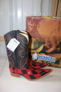 lot 27 image: Herrera red and black color ostrich boots size 10